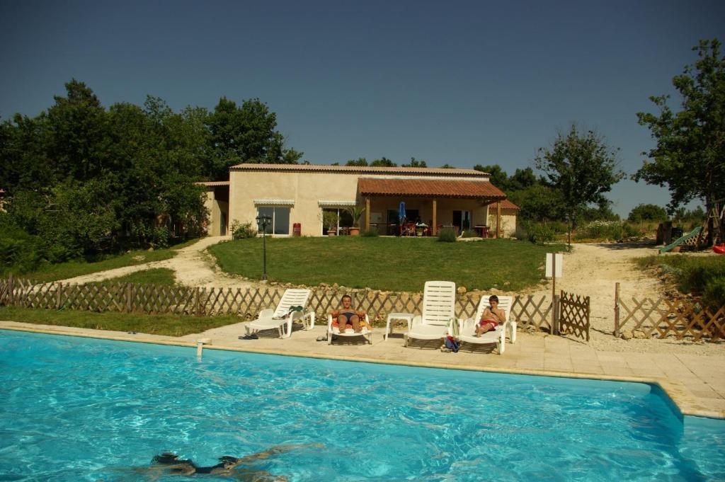 L'Hermitage Des 4 Saisons Hotell La Gonterie-Boulouneix Exteriör bild